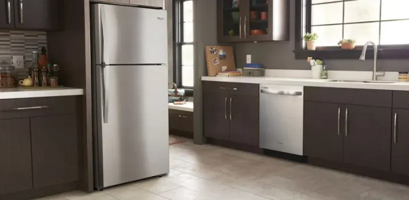 whirlpool-freestanding-refrigerator-WRT134TFDM